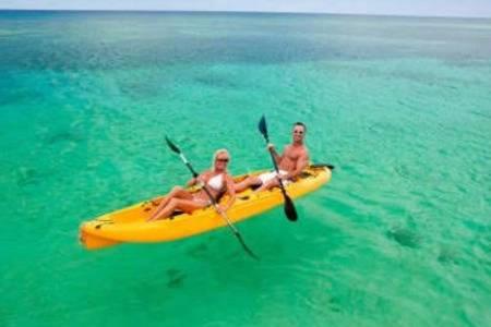 BeachHouse 2 with Private Beach Free Kayak Rental
