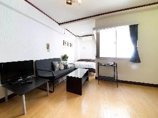 City Center Apt Near OsakaCastle WIFI 3min sta3