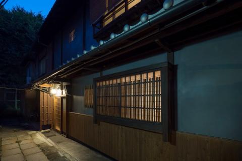 Bonbori-an Machiya House