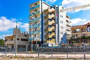 Mr.KINJO Inn in front of Children Medical Care Center