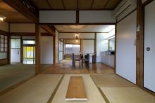 Mae-Hida (House with a Private Beach)